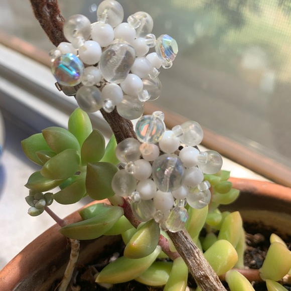 Vintage White Bead Crystal Earrings West Germany - Picture 5 of 9